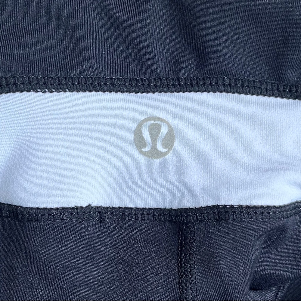 Lululemon Grove Flare Yoga Pant Size 10 - Picture 6 of 12